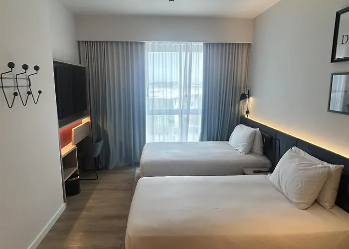 Hotel Hampton By Hilton Barcelona Fira Gran Via